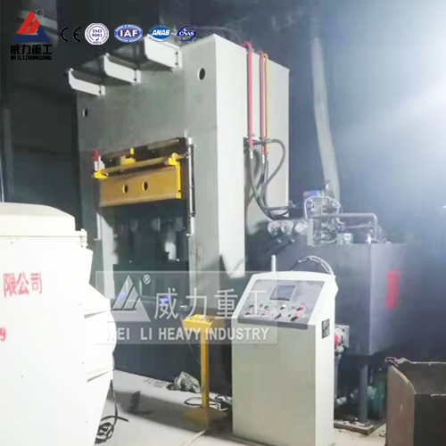 塑料托盤模壓設(shè)備-1000塑料托盤壓力機